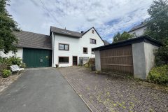 Torhaus-Vorderhaus-links