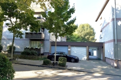 Zwischentrakt-Durchfahrt-zum-Garagenhof